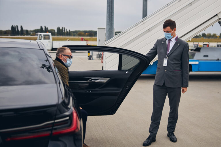 Airport Transfers Birmingham,Birmingham Airport,Airport Taxi Service,Taxi Near Me,Airport Taxi Transfers,Birmingham Airport,Airport Taxi Service Near Me,Airport Chauffeur,Birmingham To London Taxi,Local Taxi Birmingham,Cheap Airport Taxi Birmingham,