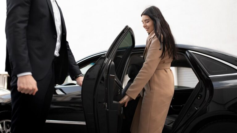 Airport Taxi,Local Taxi Birmingham,Airport Transfers,Airport Birmingham,Birmingham Airport Transfers, Airport Transfers Birmingham,Airport Taxi Service, Taxi Service Birmingham,Airport Chauffeurs,Local Taxi Birmingham,Taxi Near Me,